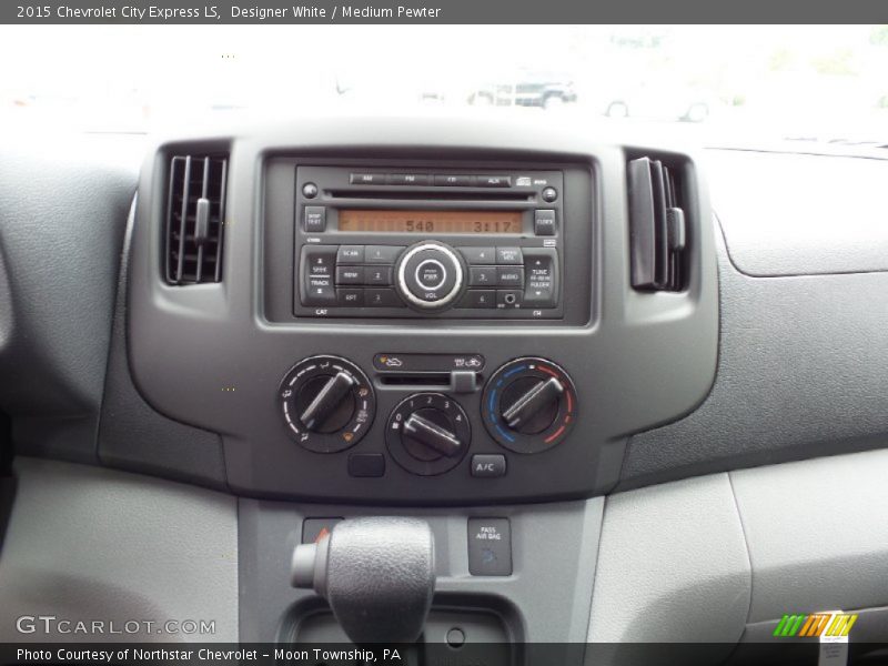 Designer White / Medium Pewter 2015 Chevrolet City Express LS