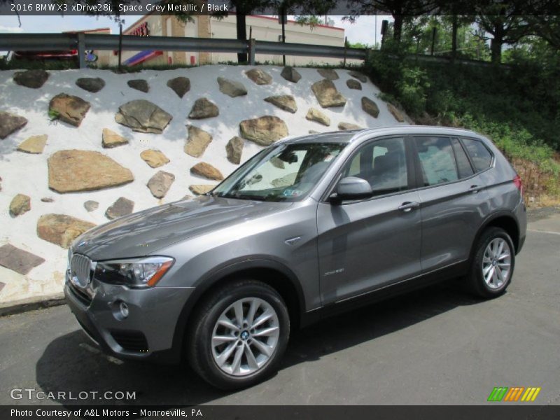Front 3/4 View of 2016 X3 xDrive28i