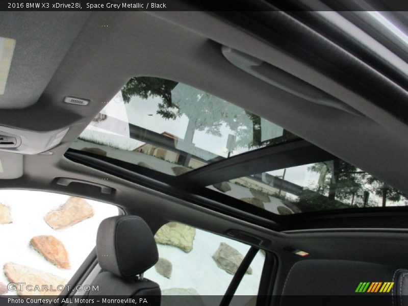 Sunroof of 2016 X3 xDrive28i