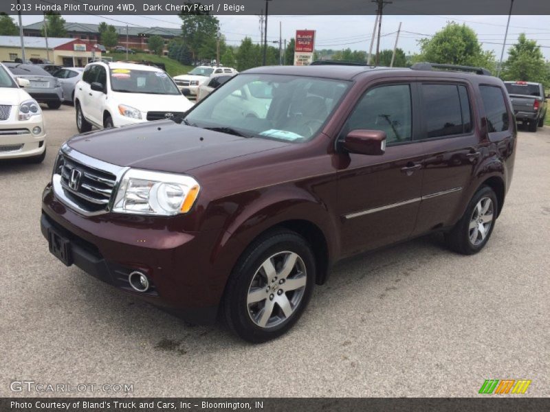 Front 3/4 View of 2013 Pilot Touring 4WD
