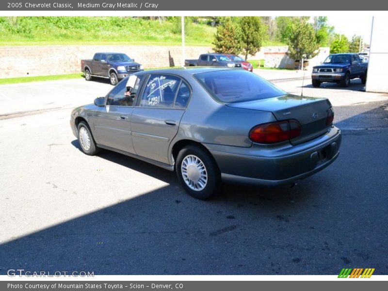 Medium Gray Metallic / Gray 2005 Chevrolet Classic
