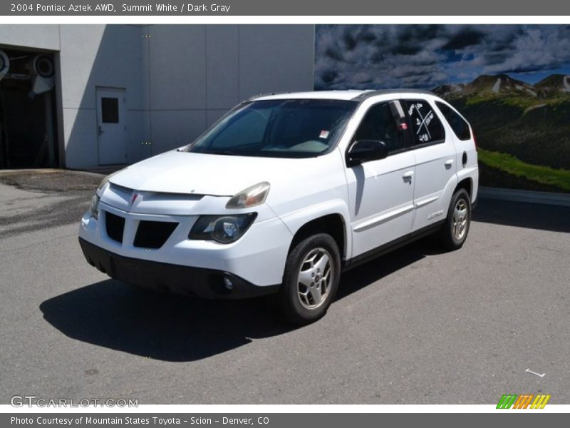 Front 3/4 View of 2004 Aztek AWD