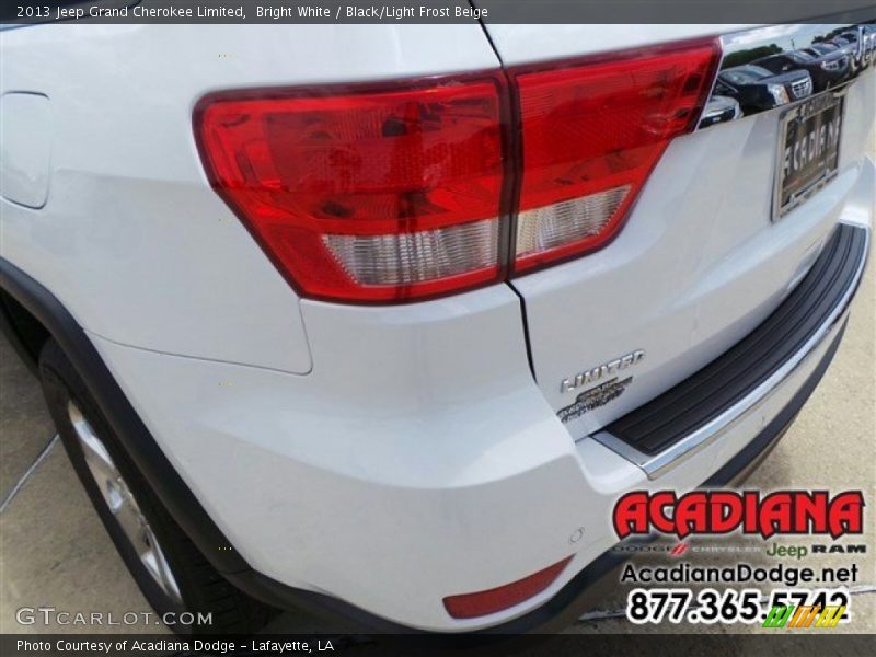 Bright White / Black/Light Frost Beige 2013 Jeep Grand Cherokee Limited