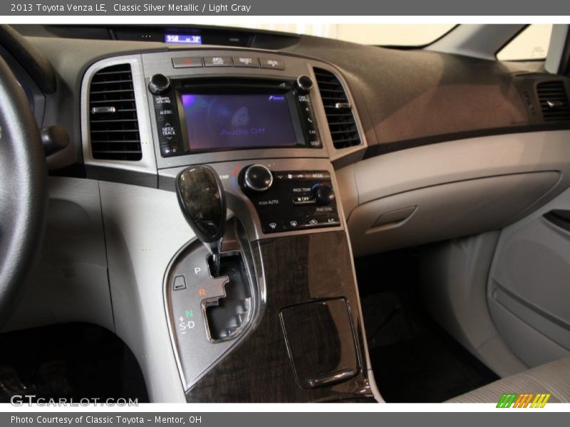 Classic Silver Metallic / Light Gray 2013 Toyota Venza LE