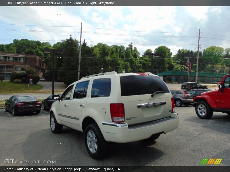 Cool Vanilla / Light Graystone 2008 Chrysler Aspen Limited 4WD
