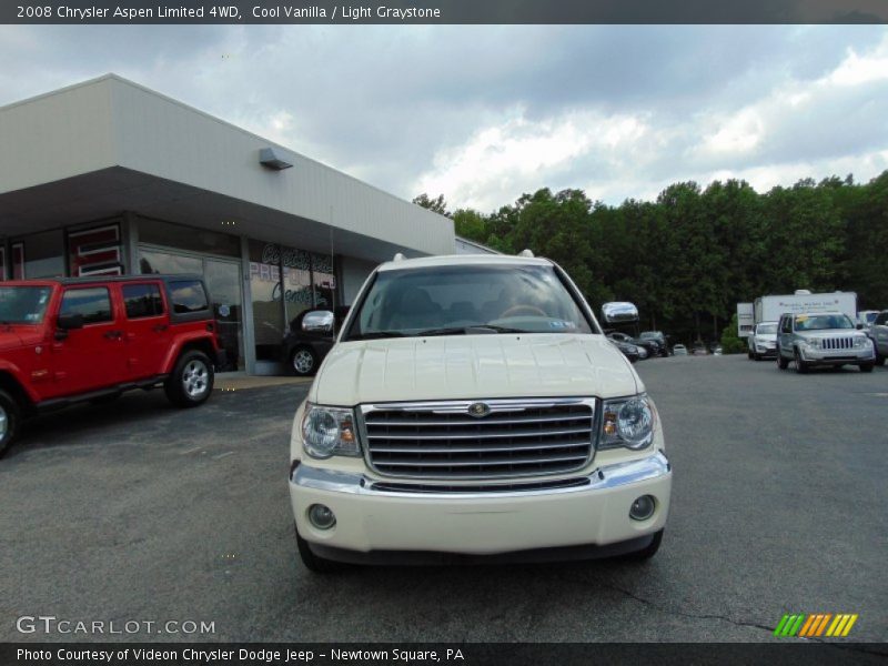 Cool Vanilla / Light Graystone 2008 Chrysler Aspen Limited 4WD