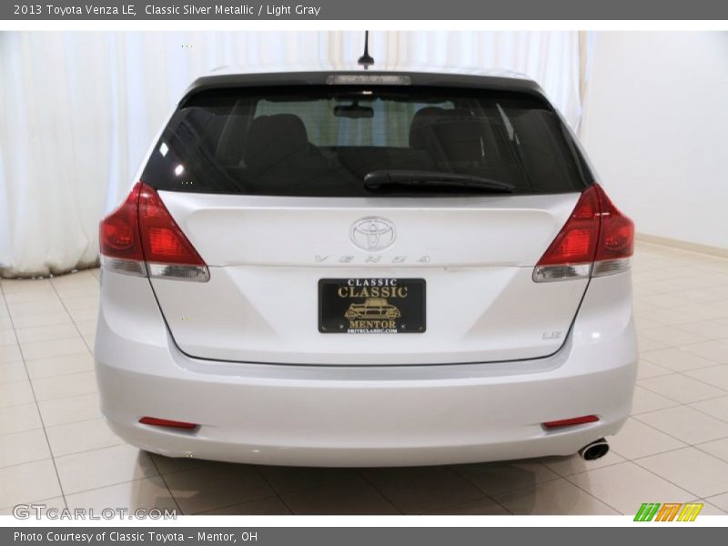 Classic Silver Metallic / Light Gray 2013 Toyota Venza LE