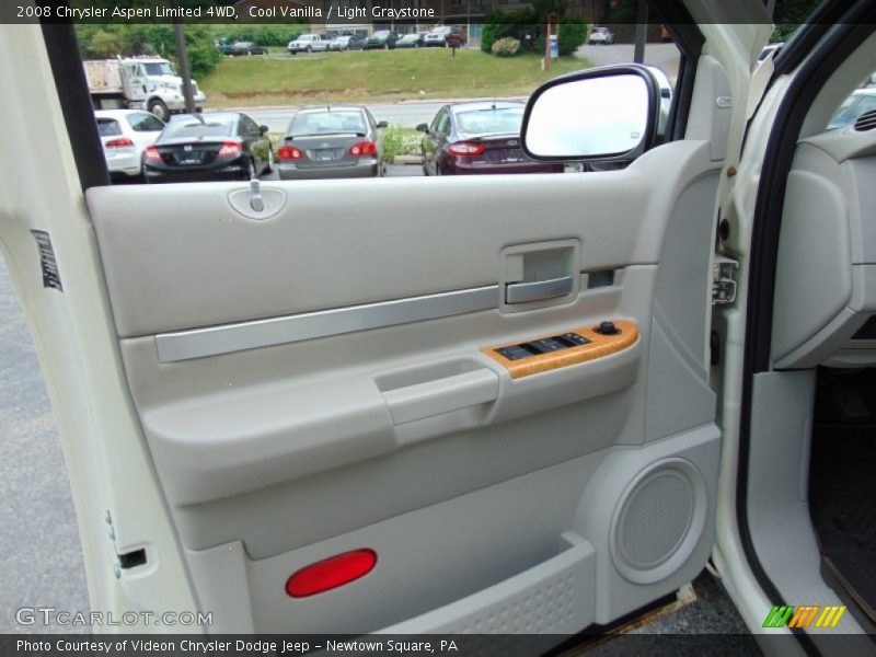 Cool Vanilla / Light Graystone 2008 Chrysler Aspen Limited 4WD