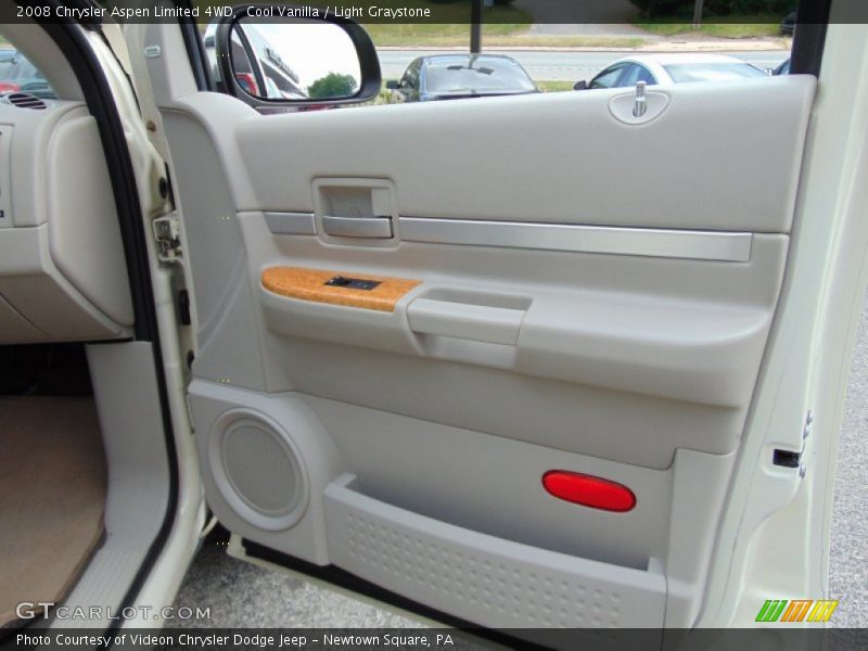 Cool Vanilla / Light Graystone 2008 Chrysler Aspen Limited 4WD