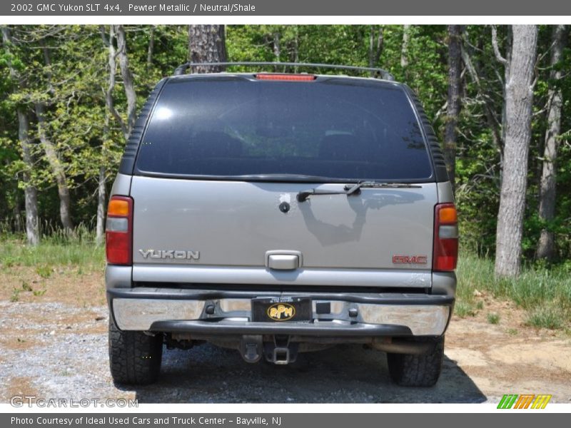 Pewter Metallic / Neutral/Shale 2002 GMC Yukon SLT 4x4