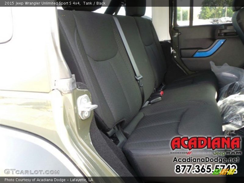 Tank / Black 2015 Jeep Wrangler Unlimited Sport S 4x4