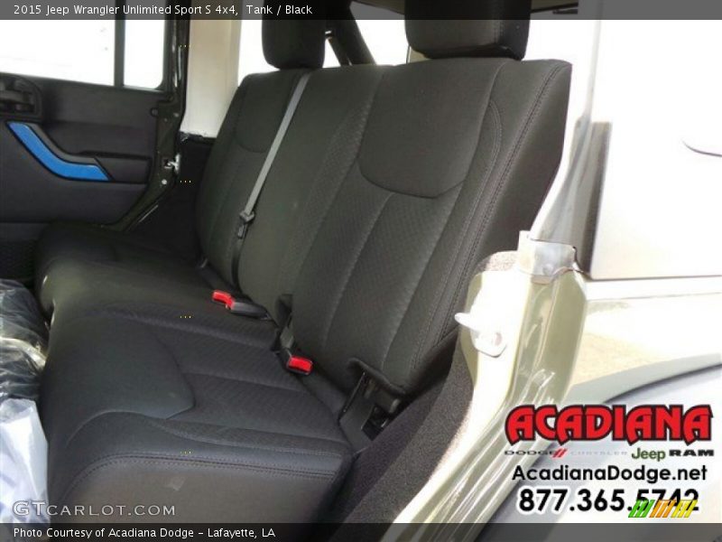 Tank / Black 2015 Jeep Wrangler Unlimited Sport S 4x4