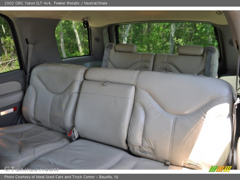 Pewter Metallic / Neutral/Shale 2002 GMC Yukon SLT 4x4