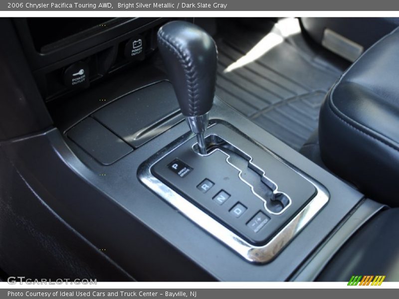 Bright Silver Metallic / Dark Slate Gray 2006 Chrysler Pacifica Touring AWD