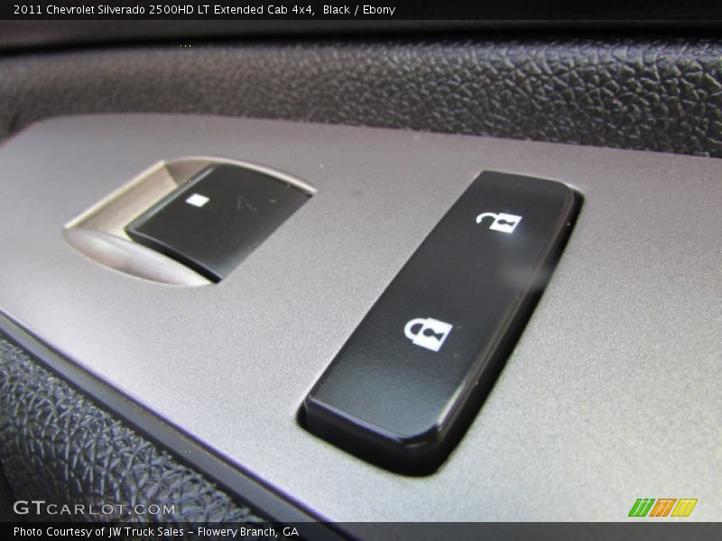 Black / Ebony 2011 Chevrolet Silverado 2500HD LT Extended Cab 4x4