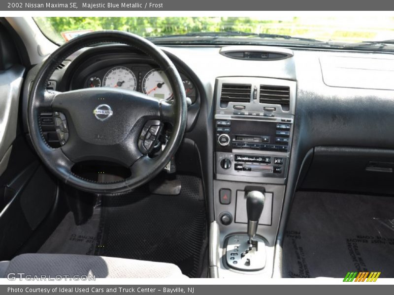 Majestic Blue Metallic / Frost 2002 Nissan Maxima SE