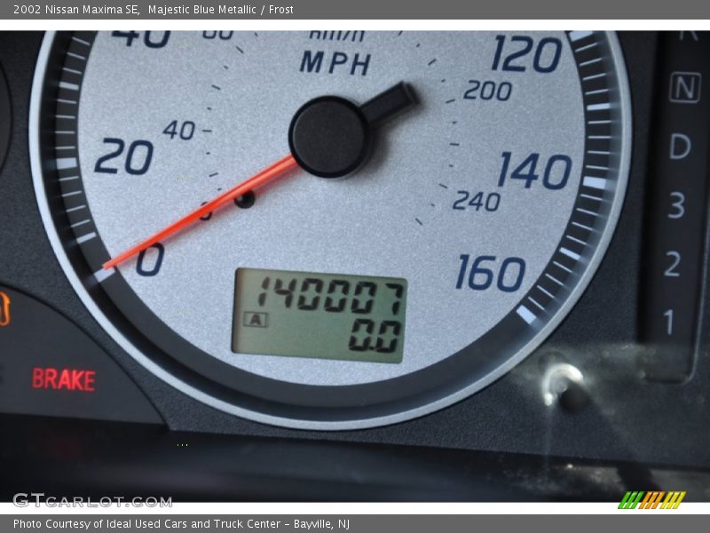 Majestic Blue Metallic / Frost 2002 Nissan Maxima SE