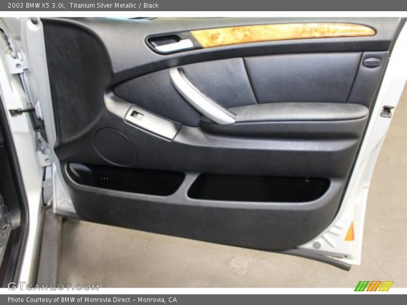 Titanium Silver Metallic / Black 2003 BMW X5 3.0i