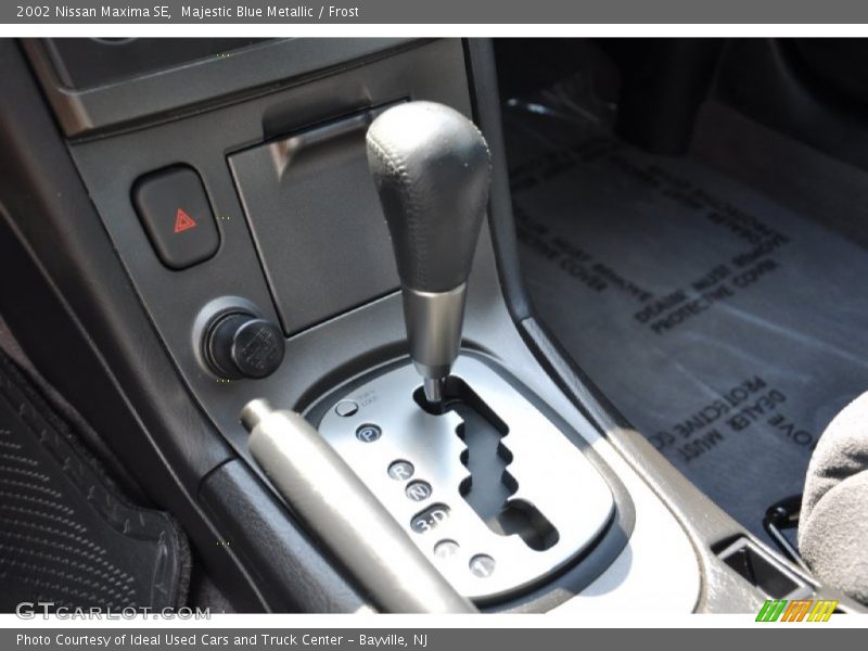 Majestic Blue Metallic / Frost 2002 Nissan Maxima SE