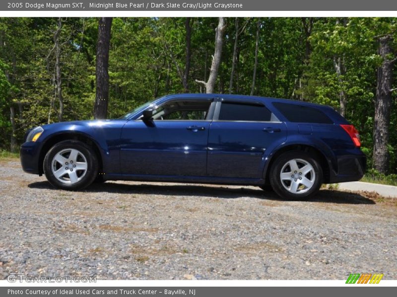 Midnight Blue Pearl / Dark Slate Gray/Light Graystone 2005 Dodge Magnum SXT
