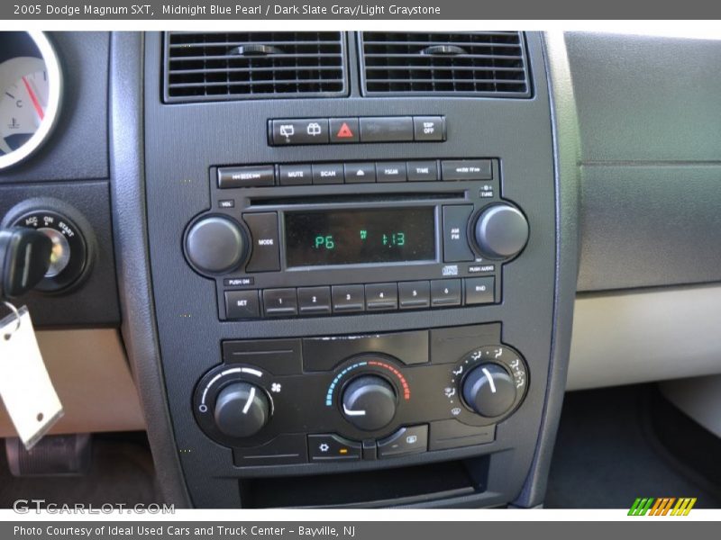 Midnight Blue Pearl / Dark Slate Gray/Light Graystone 2005 Dodge Magnum SXT