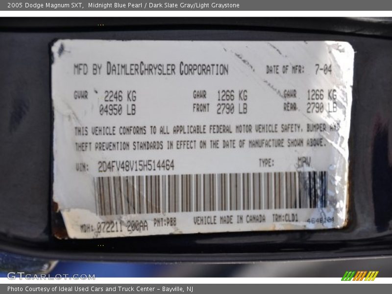 Midnight Blue Pearl / Dark Slate Gray/Light Graystone 2005 Dodge Magnum SXT