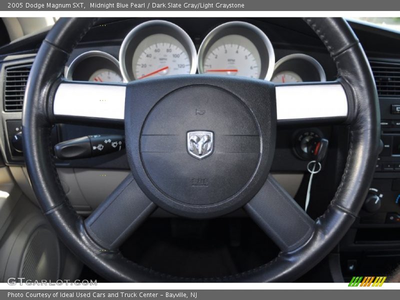 Midnight Blue Pearl / Dark Slate Gray/Light Graystone 2005 Dodge Magnum SXT