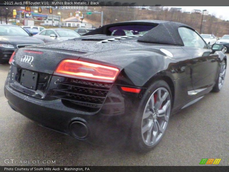 Mythos Black Metallic / Black 2015 Audi R8 Spyder V10