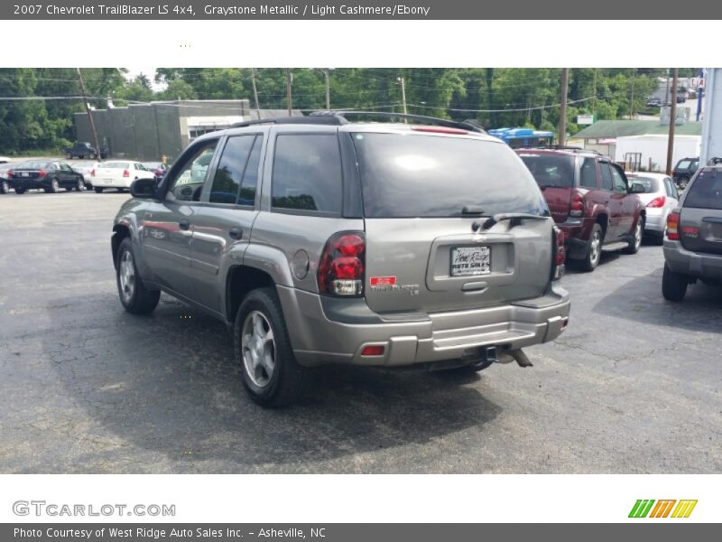 Graystone Metallic / Light Cashmere/Ebony 2007 Chevrolet TrailBlazer LS 4x4