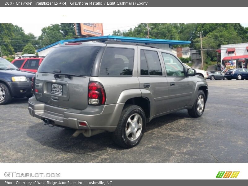 Graystone Metallic / Light Cashmere/Ebony 2007 Chevrolet TrailBlazer LS 4x4