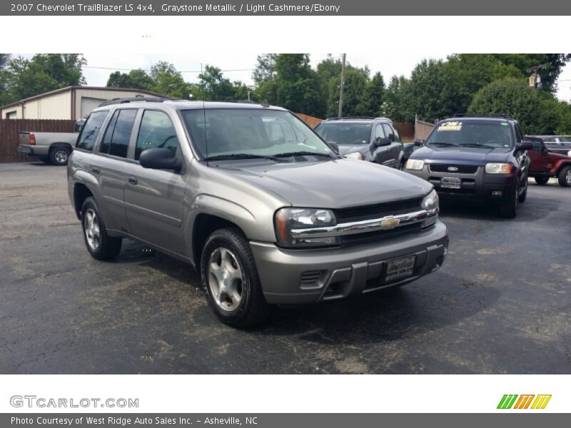 Graystone Metallic / Light Cashmere/Ebony 2007 Chevrolet TrailBlazer LS 4x4