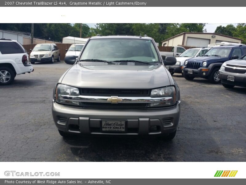 Graystone Metallic / Light Cashmere/Ebony 2007 Chevrolet TrailBlazer LS 4x4