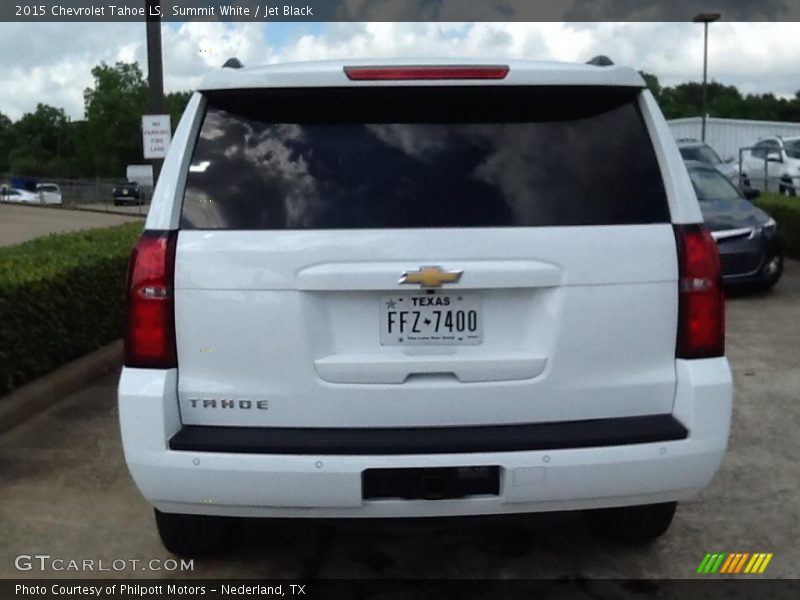 Summit White / Jet Black 2015 Chevrolet Tahoe LS