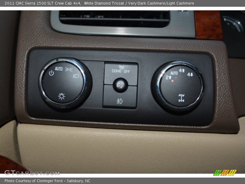 White Diamond Tricoat / Very Dark Cashmere/Light Cashmere 2011 GMC Sierra 1500 SLT Crew Cab 4x4