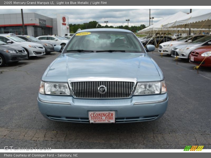 Light Ice Blue Metallic / Light Flint 2005 Mercury Grand Marquis LS