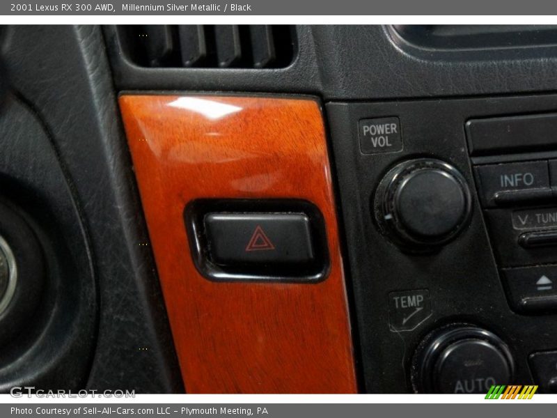 Millennium Silver Metallic / Black 2001 Lexus RX 300 AWD