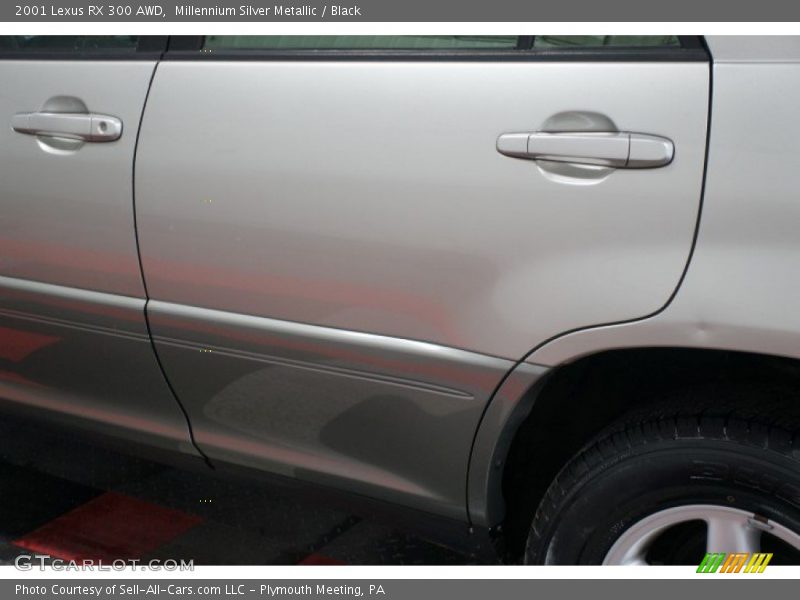 Millennium Silver Metallic / Black 2001 Lexus RX 300 AWD