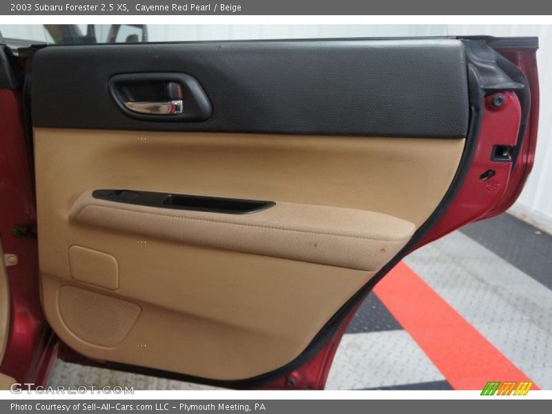 Cayenne Red Pearl / Beige 2003 Subaru Forester 2.5 XS