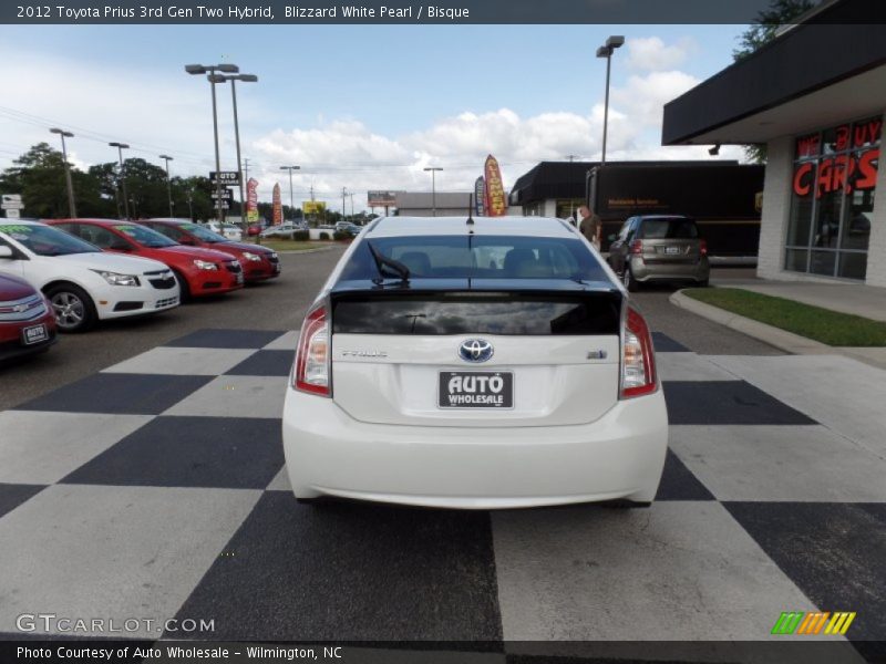 Blizzard White Pearl / Bisque 2012 Toyota Prius 3rd Gen Two Hybrid