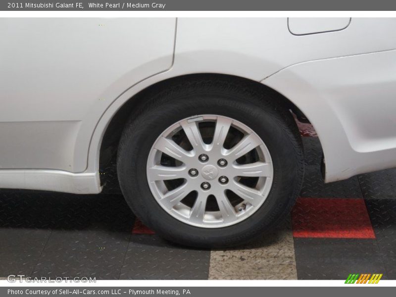 White Pearl / Medium Gray 2011 Mitsubishi Galant FE