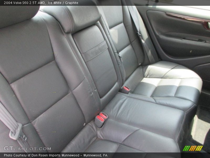 Ice White / Graphite 2004 Volvo S60 2.5T AWD