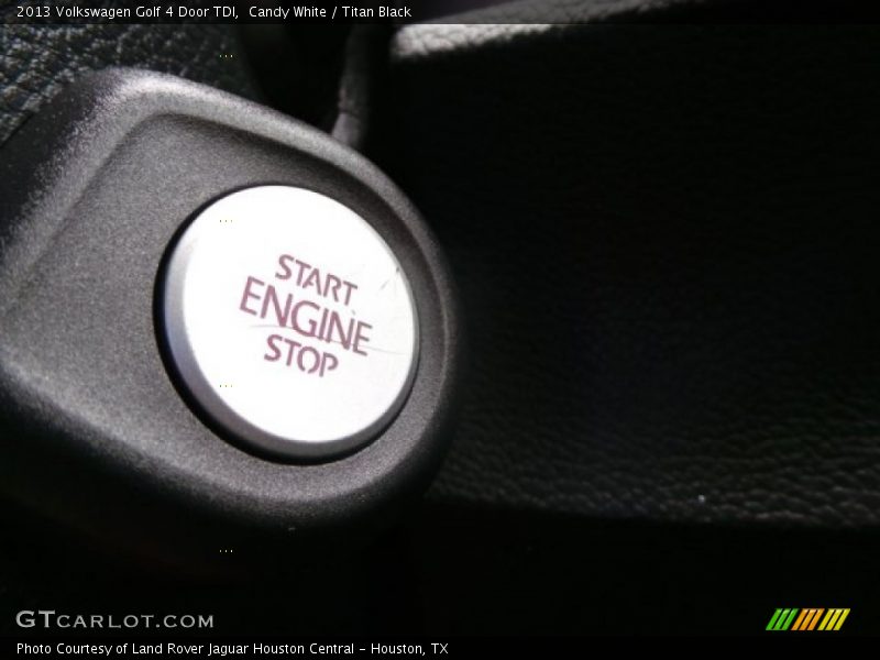 Candy White / Titan Black 2013 Volkswagen Golf 4 Door TDI