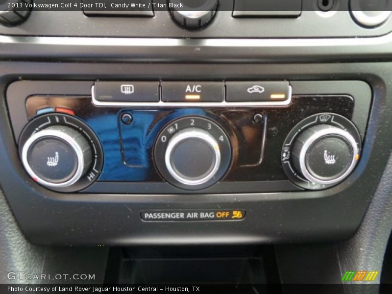 Candy White / Titan Black 2013 Volkswagen Golf 4 Door TDI