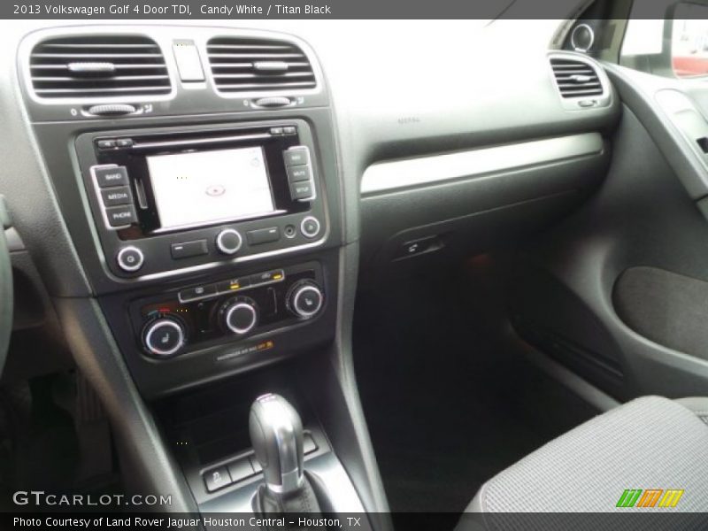 Candy White / Titan Black 2013 Volkswagen Golf 4 Door TDI