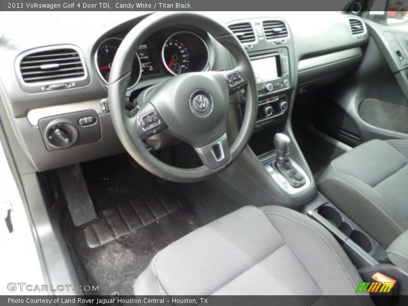 Candy White / Titan Black 2013 Volkswagen Golf 4 Door TDI