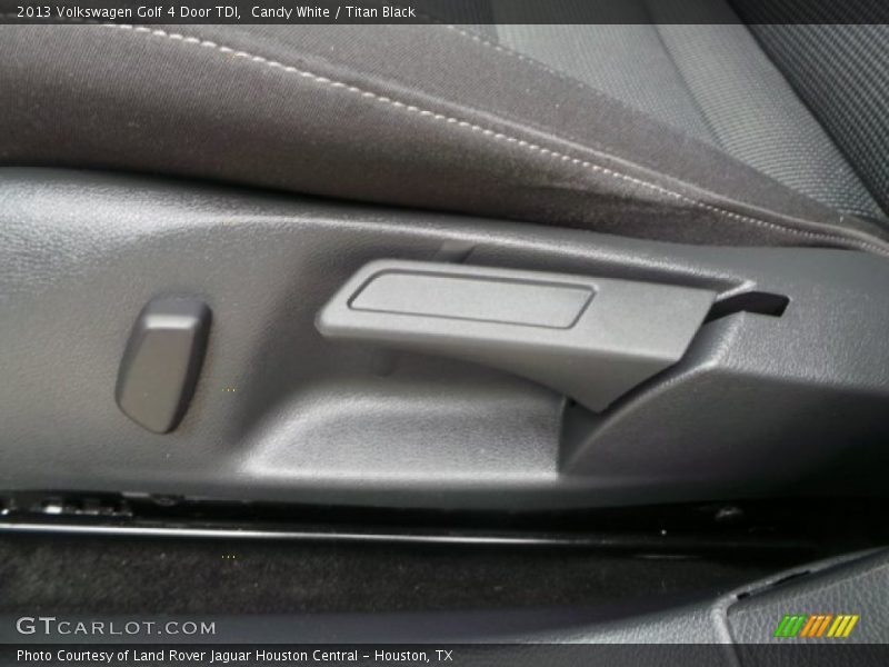 Candy White / Titan Black 2013 Volkswagen Golf 4 Door TDI