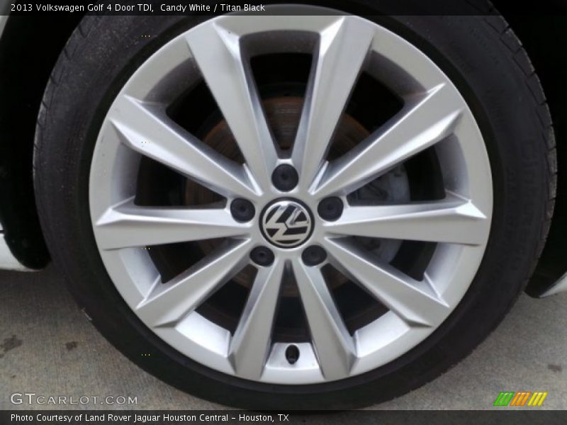 Candy White / Titan Black 2013 Volkswagen Golf 4 Door TDI