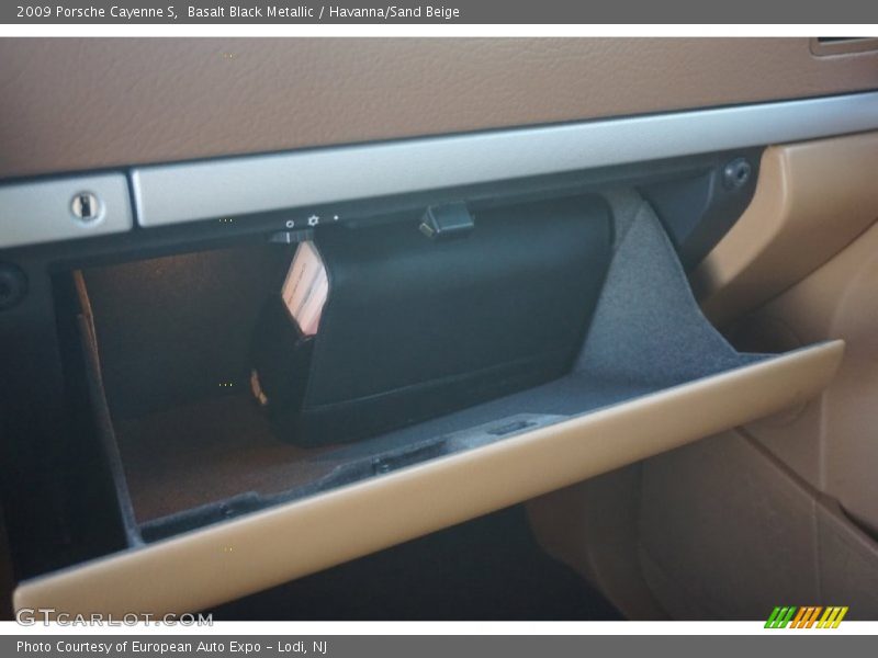 Basalt Black Metallic / Havanna/Sand Beige 2009 Porsche Cayenne S