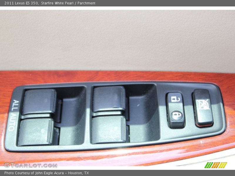 Starfire White Pearl / Parchment 2011 Lexus ES 350