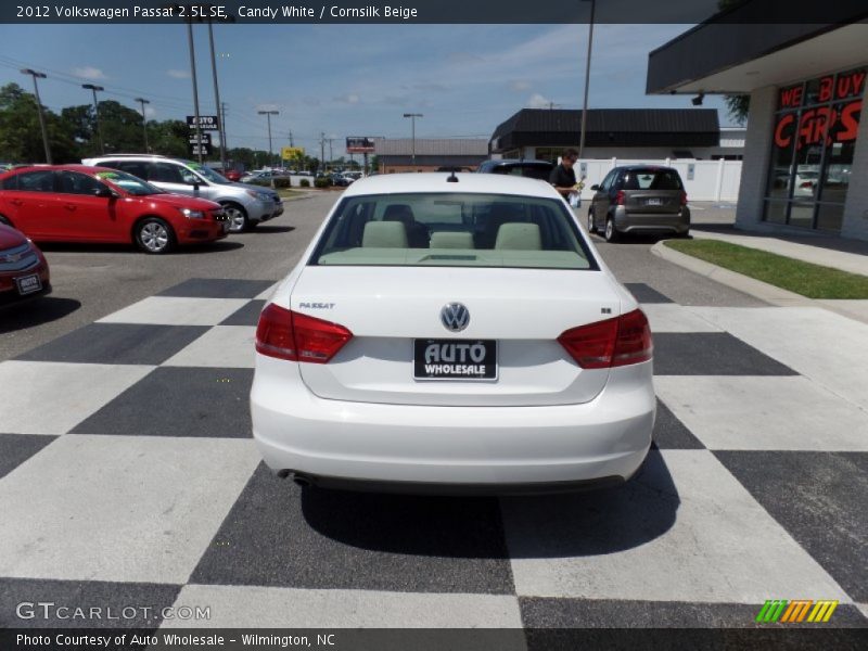 Candy White / Cornsilk Beige 2012 Volkswagen Passat 2.5L SE